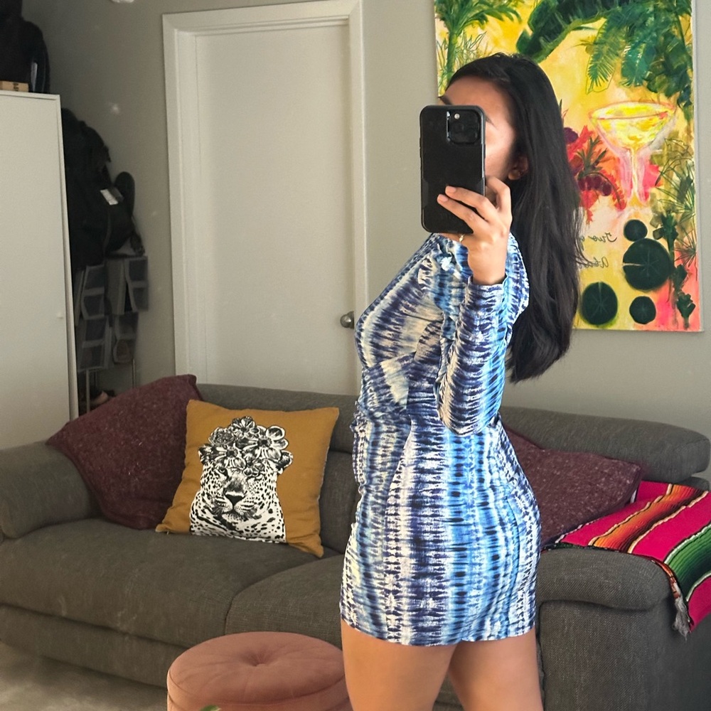 Blue Tie-Dye Long Sleeve Dress with Puffy Shoulders